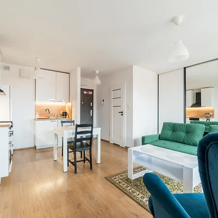 Wilczak 16a Cosy By Bookinghost شقة
