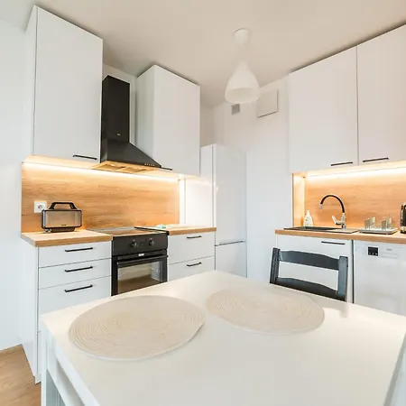 Wilczak 16a Cosy By Bookinghost Apartament